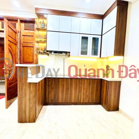 Nhà đẹp ở ngay QUAN HOA - CẦU GIẤY-38m2 - MT 6m - Hơn 6 TỶ _0