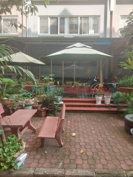 Urgent sale, nearly 1 exchange rate reduced to 5.3 billion shophouse apartment An Vien 2, 107m2, District 7 Sales Listings