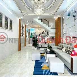 HOUSE IN A CAR-ACCESSIBLE ALLEY, NEAR PHU MY HUNG, OVER 5 BILLION VND, SOLID 3-STORY BUILDING _0