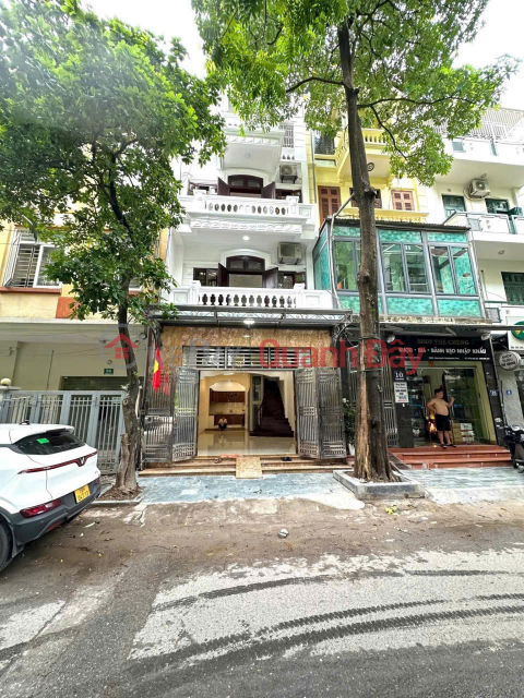 STREET FRONT TRUNG YEN STREET FRONT _ CAU GIAY<br \/><br \/> WITH AREA 75M2, 5-STOREY HOUSE WITH FRONTAGE 5M, ONLY 37 BILLION.<br \/><br \/> - _0
