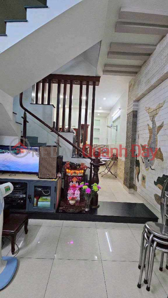 Nhà 3 Tầng - Hẻm 8m Thông, Bình Tân | Việt Nam, Bán đ 5,1 tỷ