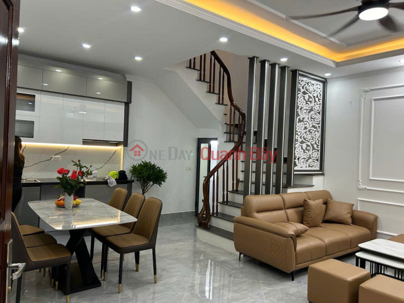 QUAN NHAN LOT FOR CAR AVOIDANCE, BUSINESS, LAKE VIEW, 40M, 5 FLOORS, FRONTAGE 4.5M, PRICE 11.5 BILLION | Vietnam | Sales, đ 11.5 Billion