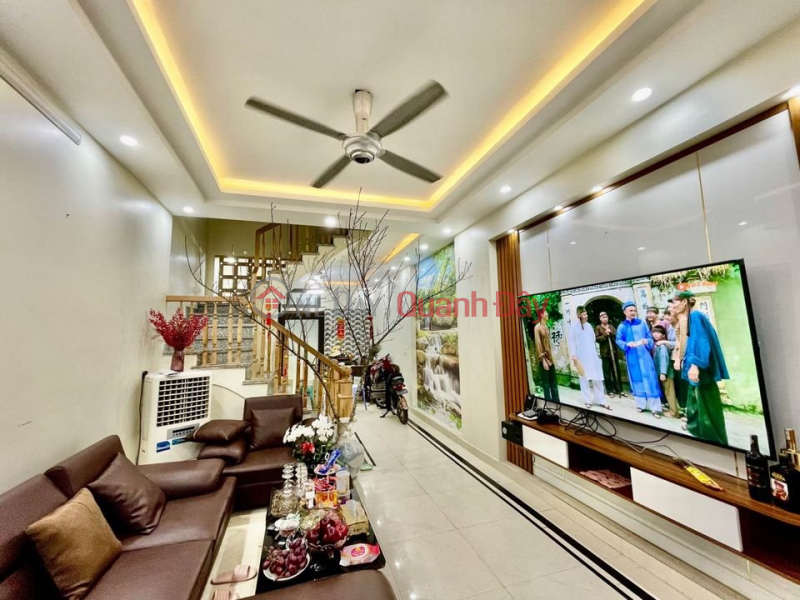 Dinh Dong house for sale, area 42m 4 floors PRICE 2.87 billion, beautiful as new, fully furnished Sales Listings