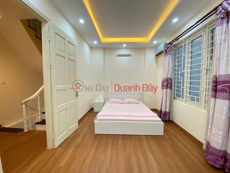 Cau Giay, DT 36m x 5 floors, 7.86 billion VND, alleyway accessible, near car access, fully furnished. Vietnam Sales, đ 7.86 Billion