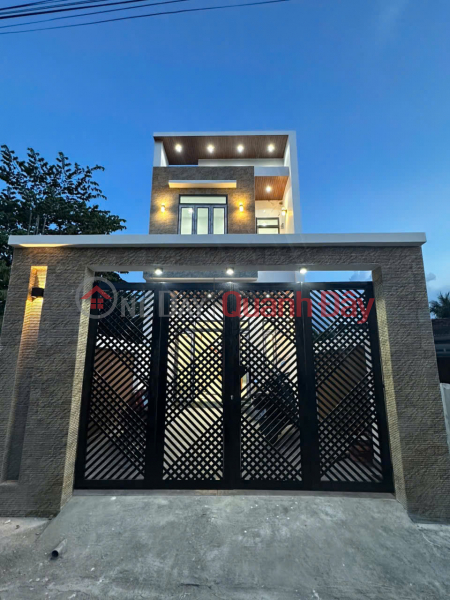NEWLY BUILT BEAUTIFUL HOUSE IN DIEN KHANH TOWN, KHANH HOA Sales Listings
