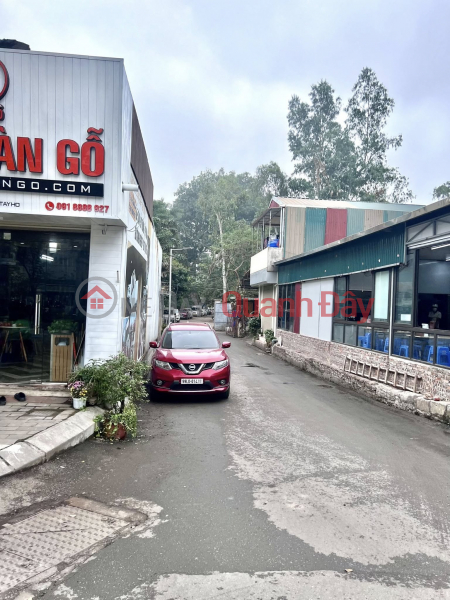 Siêu hiếm Lạc Long Quân MT 9,6m nhỉnh 250tr/m2,VH đá bóng, đối diện Lotte 270m2 tặng nhà 2 tầng Việt Nam | Bán | đ 68,6 tỷ