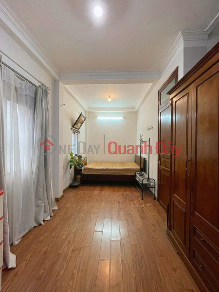 đ 12 Million/ month House for rent at Bach Dang, 29 m², 5 floors plus rooftop - Price 12 million VND.
