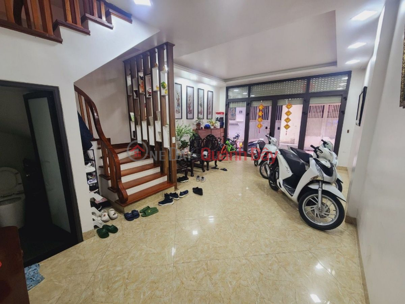 LAC LONG QUAN HOUSE FOR SALE 9.5 BILLION 45M2 6T MT 5M, 7-SEATER CAR IN THE HOUSE, MODERN DESIGN, MISS SQUARE WINDOWS. | Vietnam, Sales, đ 9.5 Billion