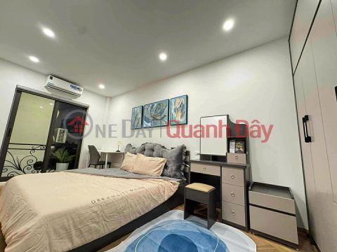 Nhà Đẹp Trung Tâm Thạch Bàn – Cổ Linh, 40m², Thang Máy Xịn, Giá Nhỉnh 11 Tỷ _0