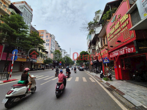 ONE UNIT ON TON DUC THANG STREET, TEMPLE OF LITERATURE IS SELLING OUT FAST<br \/> MAIN STREET VIP STREET STREET THE STREET OF THE _0