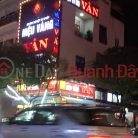 Van Golden Store,Cam Le, Vietnam