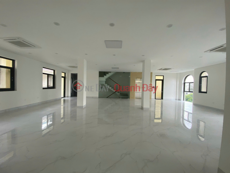 Property Search Vietnam | OneDay | Residential | Rental Listings Super nice office building for rent, corner unit Him Lam Van Phuc. Area 182m2*6 floors, frontage 13m, extremely nice