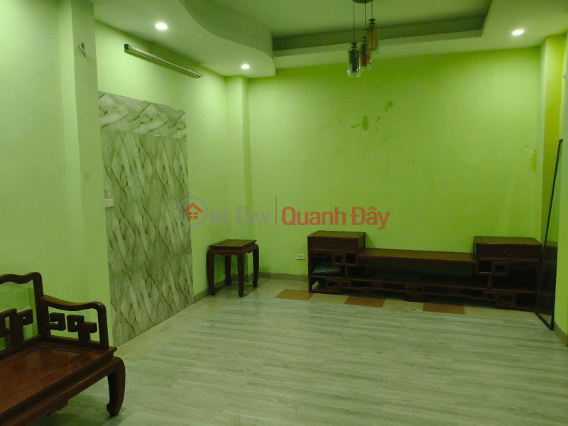 House for rent in lane 139 Nguyen Ngoc Vu, 40m2 x 5 floors, 3 bedrooms Rental Listings