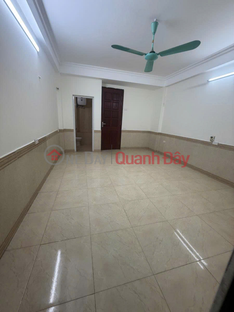 HOUSE FOR SALE 4 FLOORS - 60M² - 6M FRONTAGE - PRICE ONLY 6.9 BILLION - car parking at door THACH CAU - LONG BIEN _0