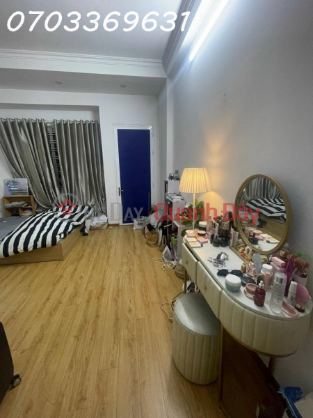 RARE MINI YEN HOA APARTMENT 60M2 x 5 FLOORS - CASH FLOW 600 MILLION\\/YEAR - RED BOOK FOR BEAUTIFUL BLOOMING LOT. Vietnam Sales đ 9.35 Billion
