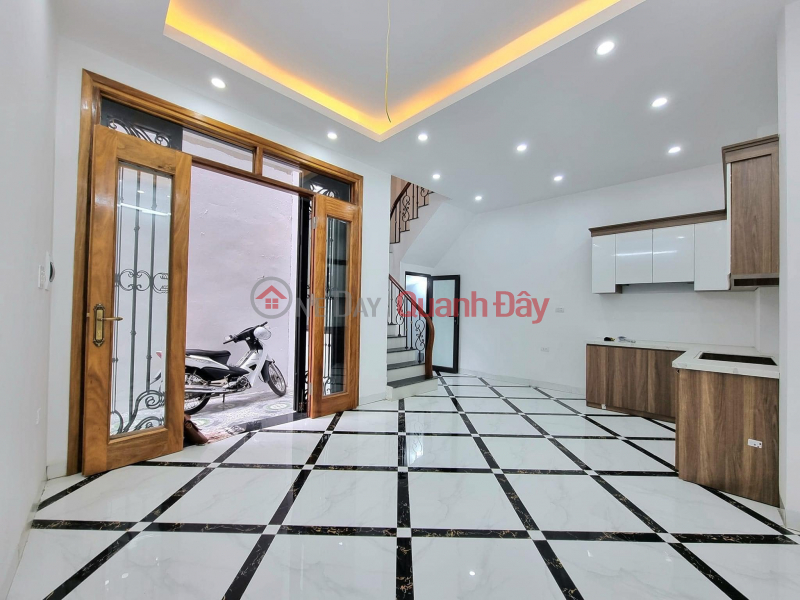 The owner sells beautiful house Ton That Tung, Dong Da 32m2, 5 floors, 5.5m frontage, price 3.95 billion VND Sales Listings