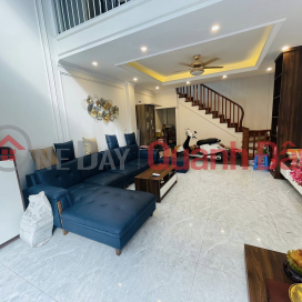 House for sale 75m2 Nghi Tam street, Tay Ho Car park at gate 6 bedrooms 10m Car avoid 9.6 Billion _0