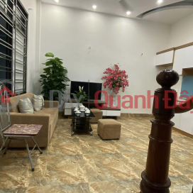 For sale 2 super prime apartments at Hong Mai Lane, Hai Ba Trung, 1 4-storey building x 28m2, 1 2-storey building x12m2, SDCC, O _0