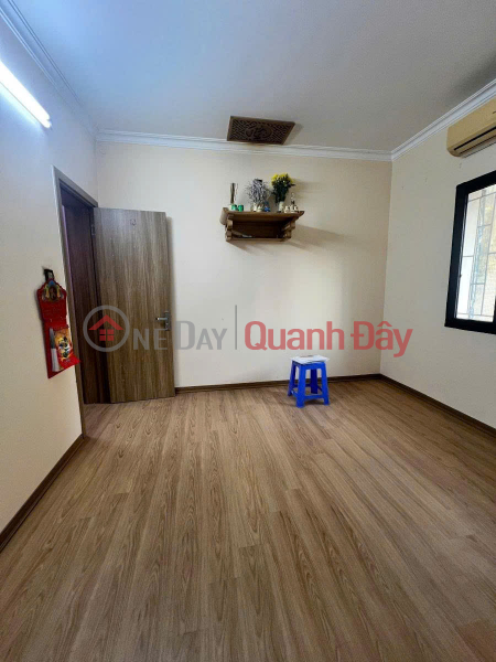 , Please Select, Residential, Sales Listings | đ 4.85 Billion