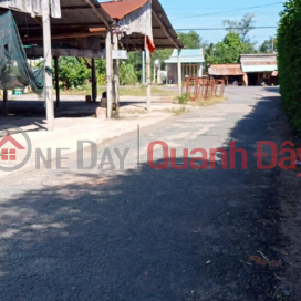 Beautiful Land - Good Price - Owner Needs to Sell Land Lot in Nice Location in Tan Bien District - Tay Ninh _0