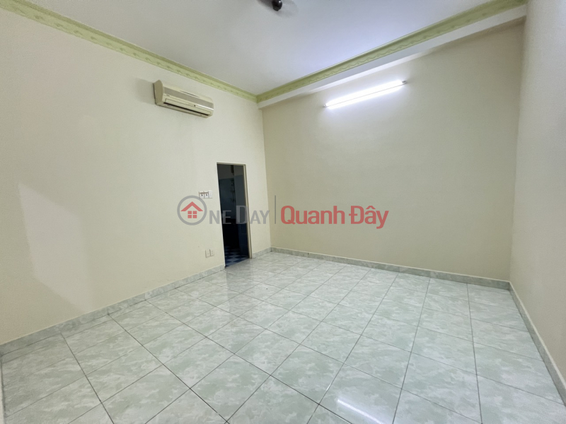 Rooms facing Pham Nhu Tang District 8, priced from 2 million 6 Rental Listings