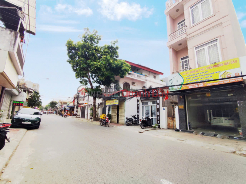 Land on Khuc Thua Du street - 100m² - 4.2m frontage - old house included Sales Listings