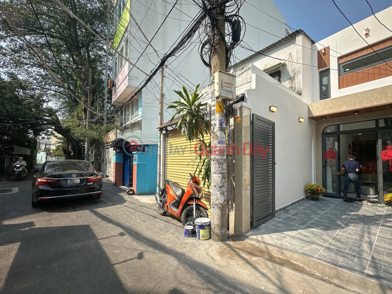 House for sale in No Trang Long commune, 50m2, 3 bedrooms, near Vincom, over 5 billion Sales Listings