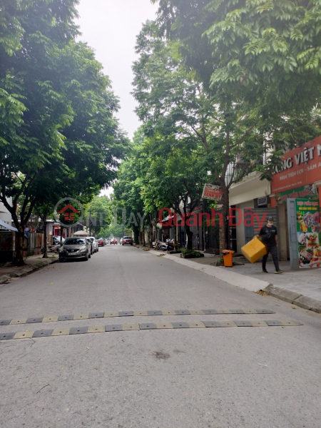 LAND DIVISION LOT DV LAY YEN, HOAI DUC 112m - MT =68m ROAD WIDE 30m Best PRICE O Where is there sidewalk subdivision Price yes | Vietnam, Sales đ 70 Million