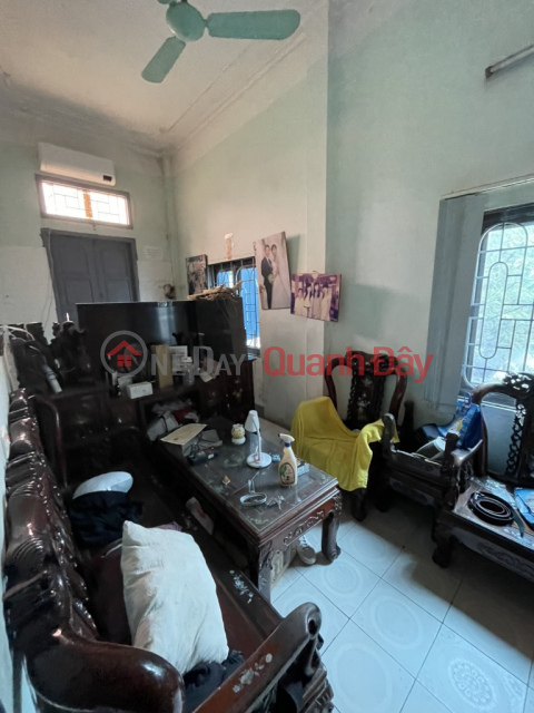 House for sale on Nguyen Van Huyen, Cau Giay, corner lot, 2 open spaces, car access, 40m2, 4 floors, frontage over 6m, only 16.2 billion _0