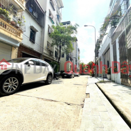 Selling land in Mo Lao, Ha Dong, 56m sidewalk, car-free, business, over 9 billion _0