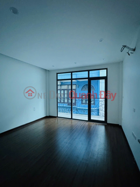 , Please Select | Residential, Sales Listings đ 18 Billion