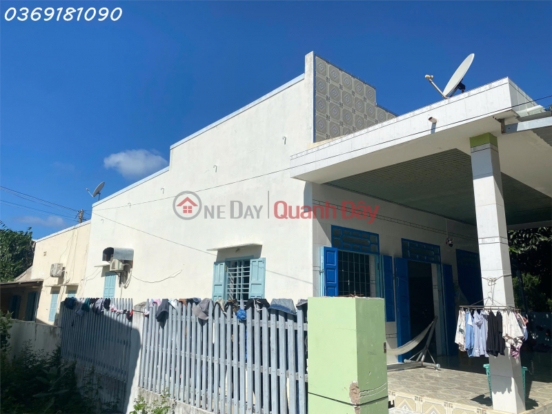 , Please Select Residential, Sales Listings đ 2.3 Billion