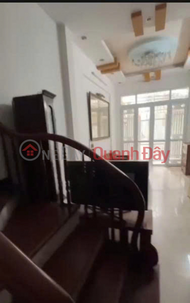 đ 9,5 triệu/ tháng | Cho thuê nhà ngõ 110 Đông Thiên 35m x 5 tầng. Giá chỉ 9tr5/tháng