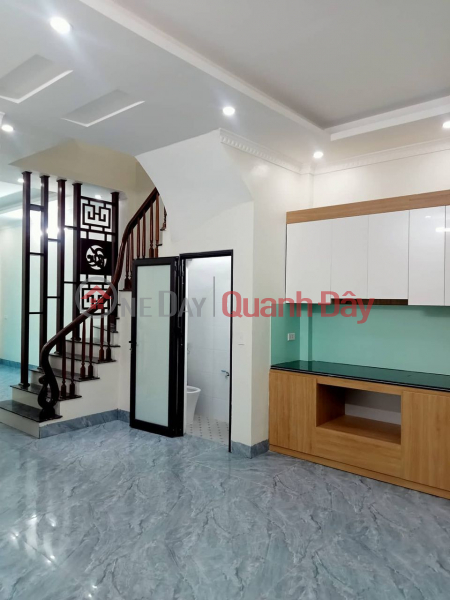 House 3T Phu Nghia alley has a yard, a shallow alley, 3m wide, cars can come in and clean up comfortably. Sales Listings