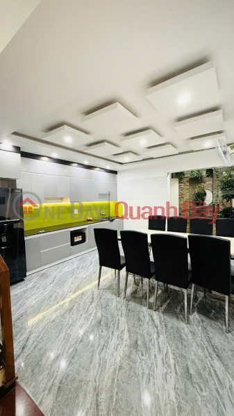 Property Search Vietnam | OneDay | Nhà ở | Niêm yết bán Nhà phân lô 193 Văn Cao - Tô Vũ, 90m 4 tầng, vị trí cực thoáng, Giá 6.95 tỉ