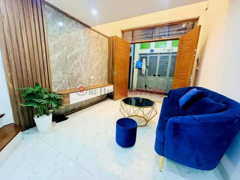 đ 2.95 Billion | CHUONG DUONG STREET, HOAN KIEN DISTRICT - 5 FLOOR - 3 BEDROOM - LESS THAN 3 BILLION FUN FULLY FURNISHED.