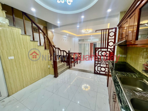 House for sale Vuong Thua Vu - Thanh Xuan, area 38m2, 4 floors, nice area, price 6.9 billion _0
