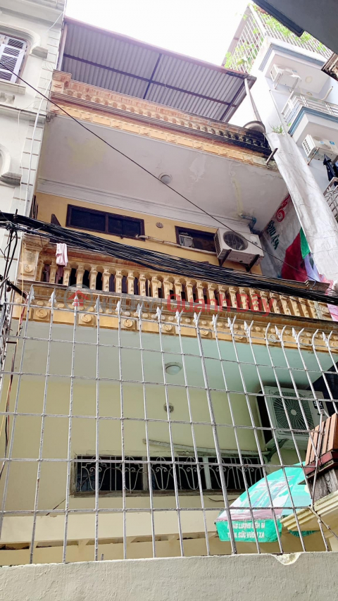 Bán nhà 62m2, lô góc mặt tiền 4m tại phố Nguyễn Văn Huyên _0