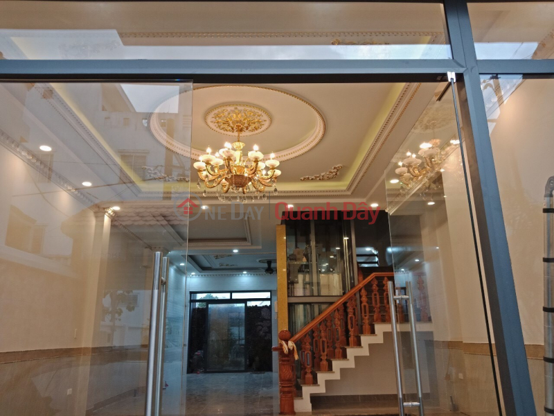 House for sale in Do Xuan Hop, potential for both living and investment, 5 floors, 105m2, price only 10 billion, no more quickly Sales Listings