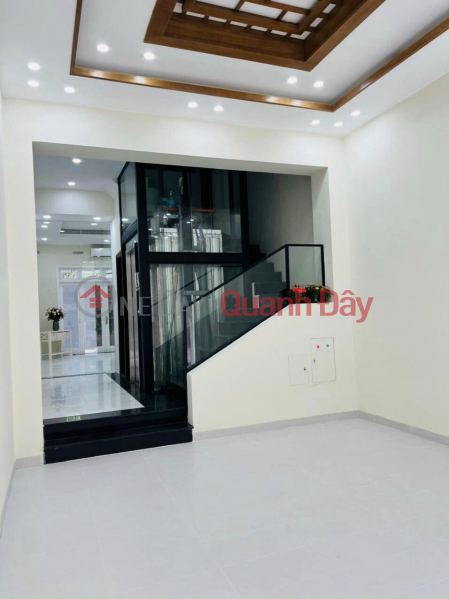 SHOCK DISCOUNT Selling Nguyen Thi Dinh house 73m*5T Business car elevators, more than 22 billion Sales Listings