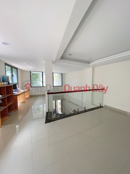 B. Alley 7m Bau Cat 5, Ward 14, Tan Binh, 110m2, 3 Floors, Cheap price. Vietnam Sales, đ 9 Billion