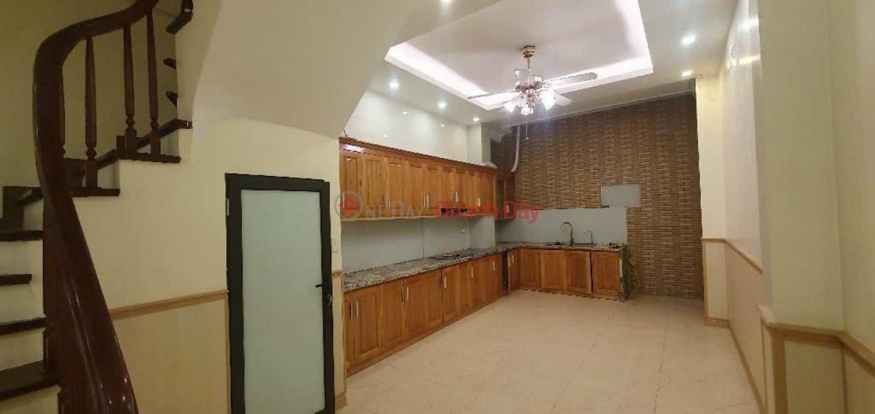 Property Search Vietnam | OneDay | Residential, Sales Listings Vu Ngoc Phan townhouse for sale, near NAM THANH CONG primary school, 60m2, 6 floors, negotiable price.