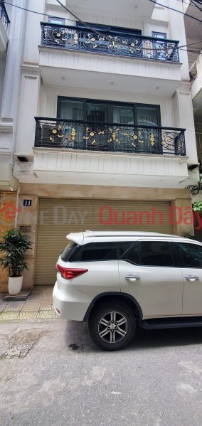 (ELEVATOR) House for sale Hoang Dao Thuy 70mx8T lot, car to avoid supermarket business Awesome, close to intersection 4, more than 10 companies Sales Listings