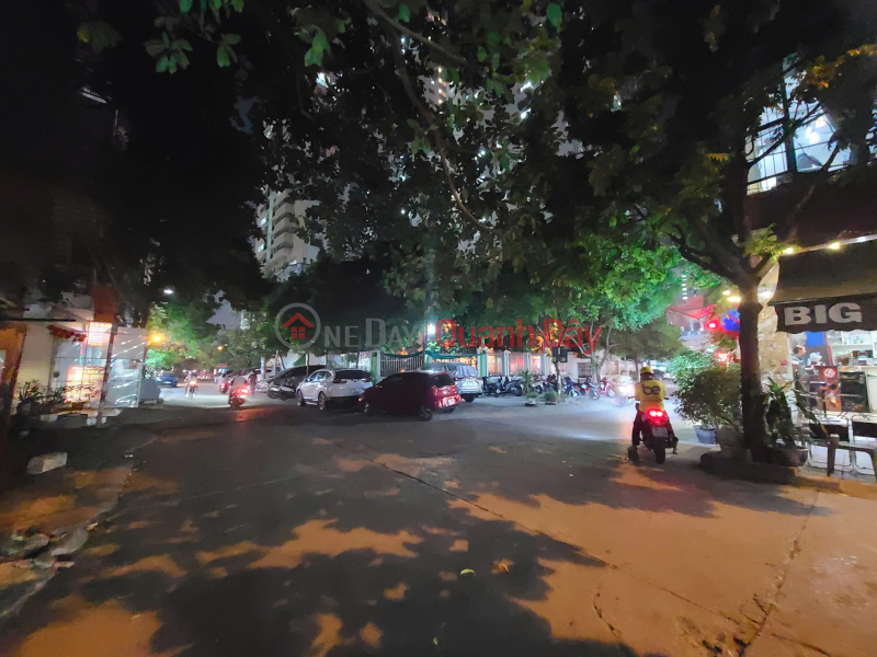 HOUSE FOR SALE IN LAO TOMB, HA DONG - PLOT DIVIDED ON SIDEWALK, CARS AVOID BUSINESS - 56M2 4 FLOORS; PRICE 2X BILLION Sales Listings