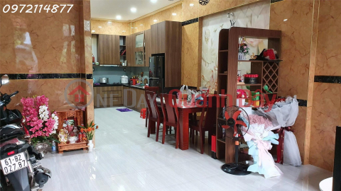 TOWNHOUSE FOR SALE 6x17 IN PHU MY RESIDENTIAL AREA, HUNG VUONG STREET _0