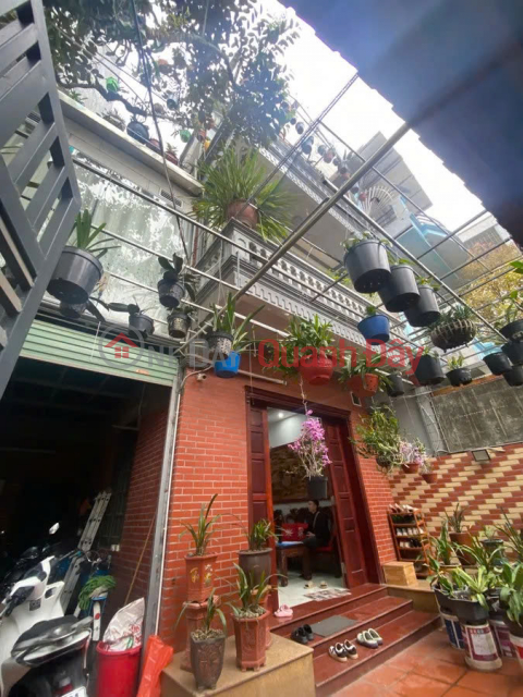 BEAUTIFUL SOLIDLY BUILT RESIDENTIAL HOUSE FOR SALE Nguyen Van Linh Street 110m2 X3 floors, 6.5m frontage, 15.5 billion Long Bien. _0