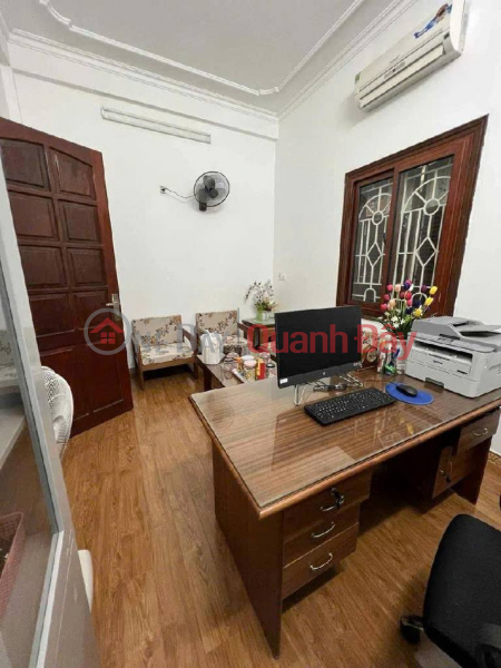 Hoang Cau 47m, 10m car access, 2 open spaces, super rare, full furniture included | Vietnam Sales | đ 17.9 Billion