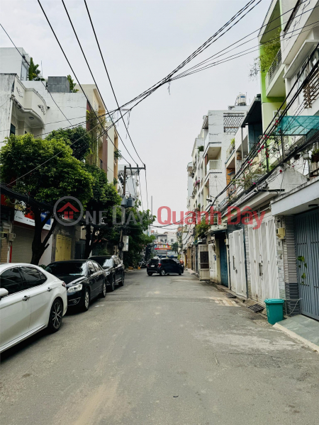 đ 9,3 tỷ, **Bán nhà HXH 158 Hoàng Hoa Thám, p12, Tân Bình (4,5*15) - góc 2MT