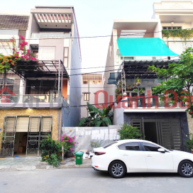 Land for sale 193 Van Cao - Hai Phong, 90m2, 4.5x20, PRICE 50 million\/m2 cheapest at the moment _0