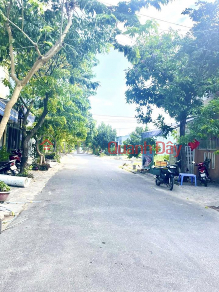 Land for sale on Le Dinh street - 5m5 pine road Hoa Xuan - Da Nang Vietnam, Sales, ₫ 2.59 Billion